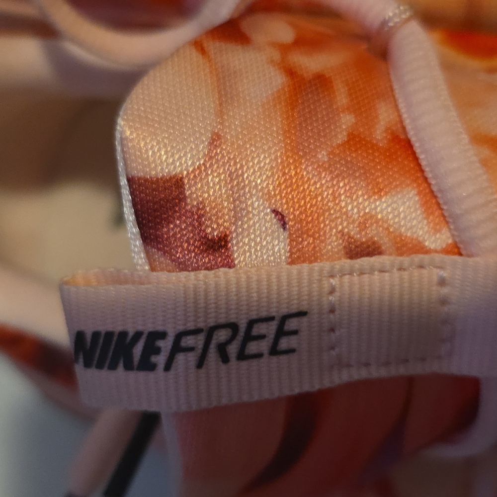Nike Women's Floral Sneakers Metcon 6 AMP Womens 8.5 - Picture 4 of 12